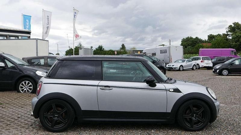Gebraucht Mini Cooper 120 PS (88 kW) 2006 Silber Kleinwagen