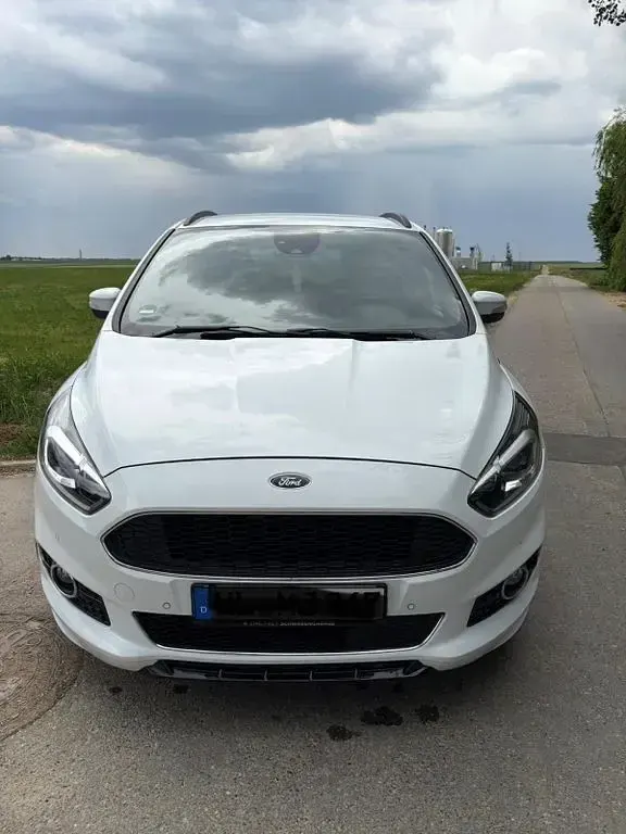 Gebraucht Ford S-MAX ST-Line 150 PS (110 kW) 2019 Weiß Van / Kleinbus