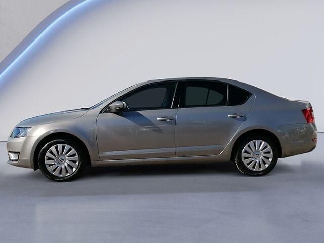 Gebraucht Skoda Octavia Ambition 110 PS (80 kW) 2015 Cappuccinobeige metallic Kombi