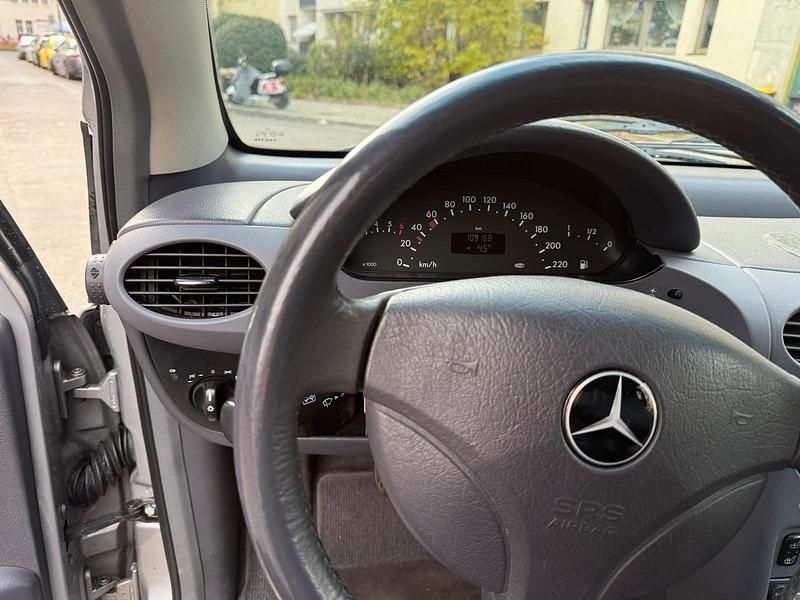 Gebraucht Mercedes A160 102 PS (75 kW) 1998 Grau Limousine