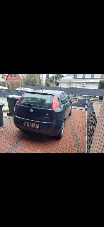 Gebraucht Fiat Punto 65 PS (47 kW) 2009 Blau Kleinwagen