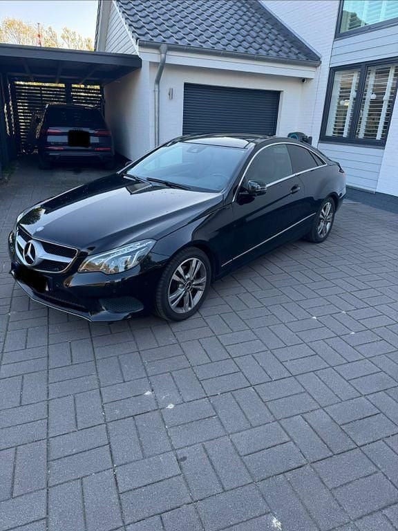 Second-hand Mercedes E200 184 CP (135 kW) 2014 Negru Coupe
