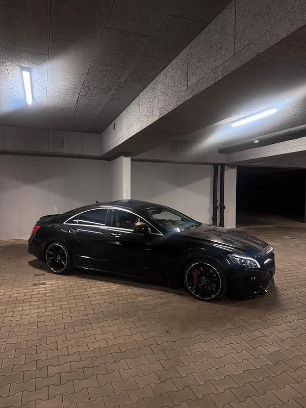 Gebraucht Mercedes CLS350 252 PS (185 kW) 2014 Schwarz Coupé