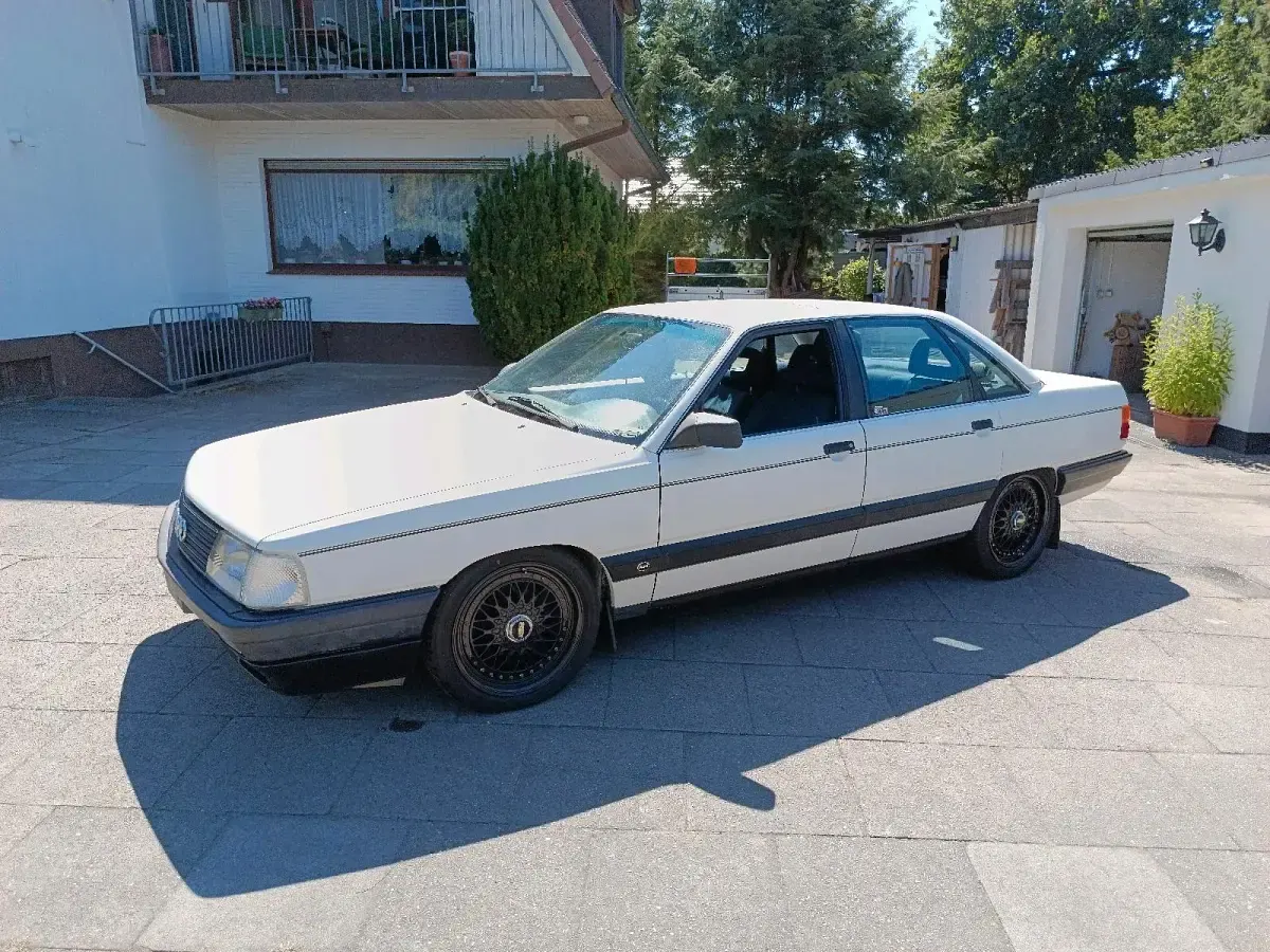 Gebraucht Audi 100 115 PS (84 kW) 1990 Weiß Limousine