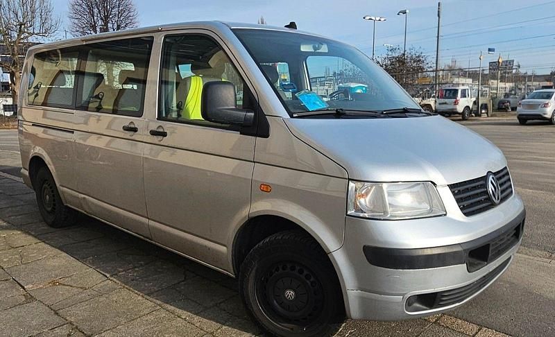 Gebraucht VW Shuttle 131 PS (96 kW) 2025 Silber Van / Kleinbus