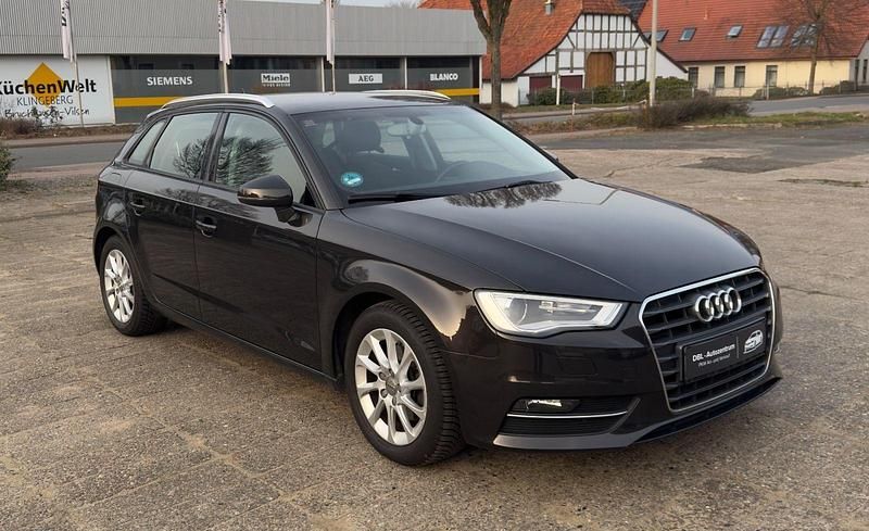 Gebraucht Audi A3 Attraction 150 PS (110 kW) 2014 Braun Limousine