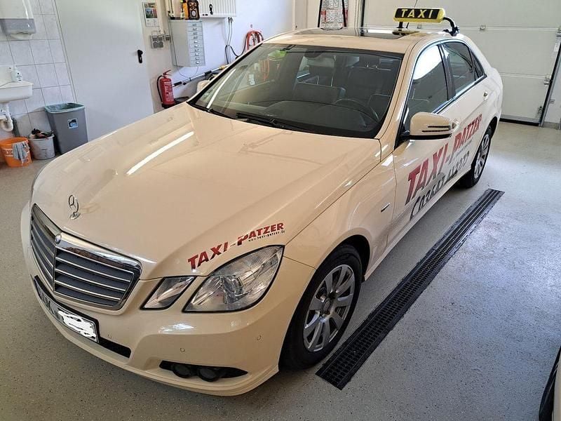 Gebraucht 2010 Mercedes E200 Limousine | 5.000 € - Bild 1/4