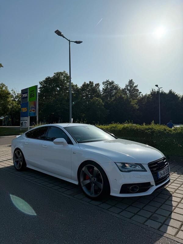 Weiß Gebraucht 2012 Audi A7 Kleinwagen | 17.500 € (Etwas zu teuer) - Bild 1/4