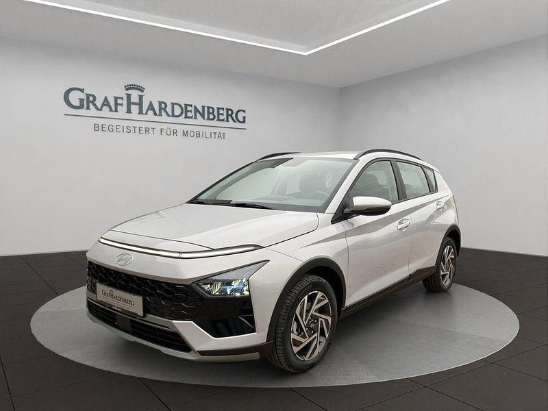 Grau Neu 2025 Hyundai Bayon Trend SUV | 25.190 € (Fairer Preis) - Bild 1/4