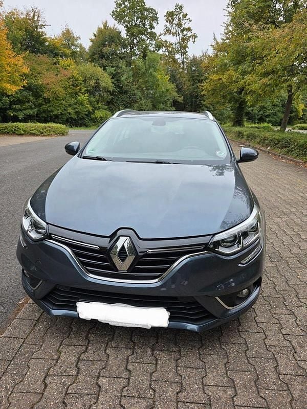 Silber Gebraucht 2020 Renault Mégane GrandTour Intens Kombi | 15.000 € (Guter Preis) - Bild 1/4