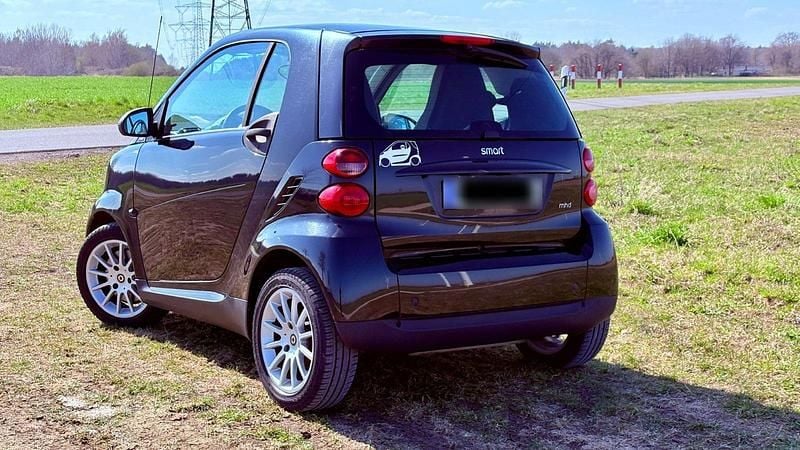 Gebraucht Smart ForTwo Coupé Passion 75 PS (55 kW) 2009 Schwarz Coupé