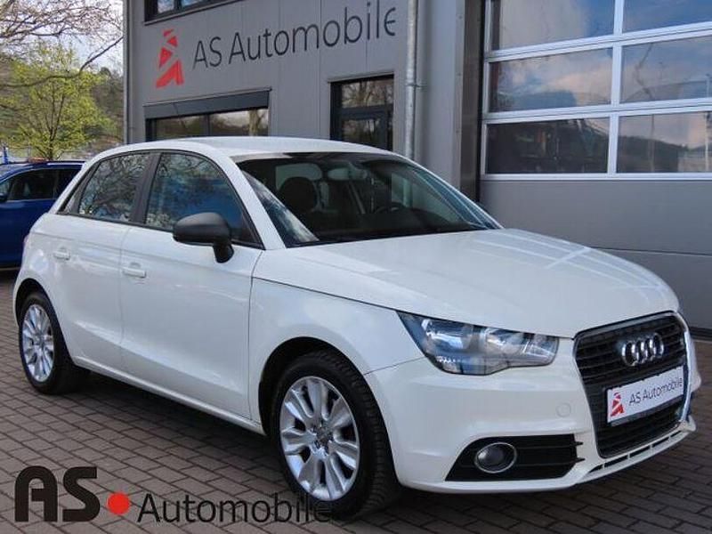 Gebraucht Audi A1 Sportback Ambition 86 PS (63 kW) 2014 Amalfiweiss Kleinwagen