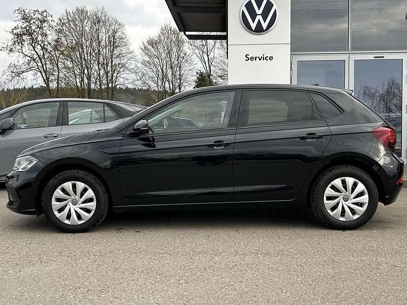 Gebraucht VW Polo Active 95 PS (69 kW) 2022 Schwarz Limousine