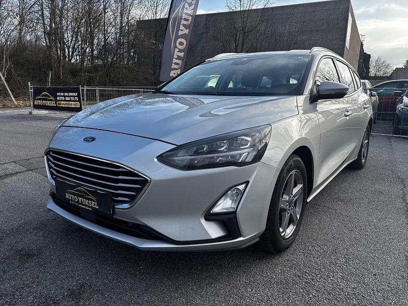 Gebraucht Ford Focus Cool & Connect 120 PS (88 kW) 2021 Weiß Limousine