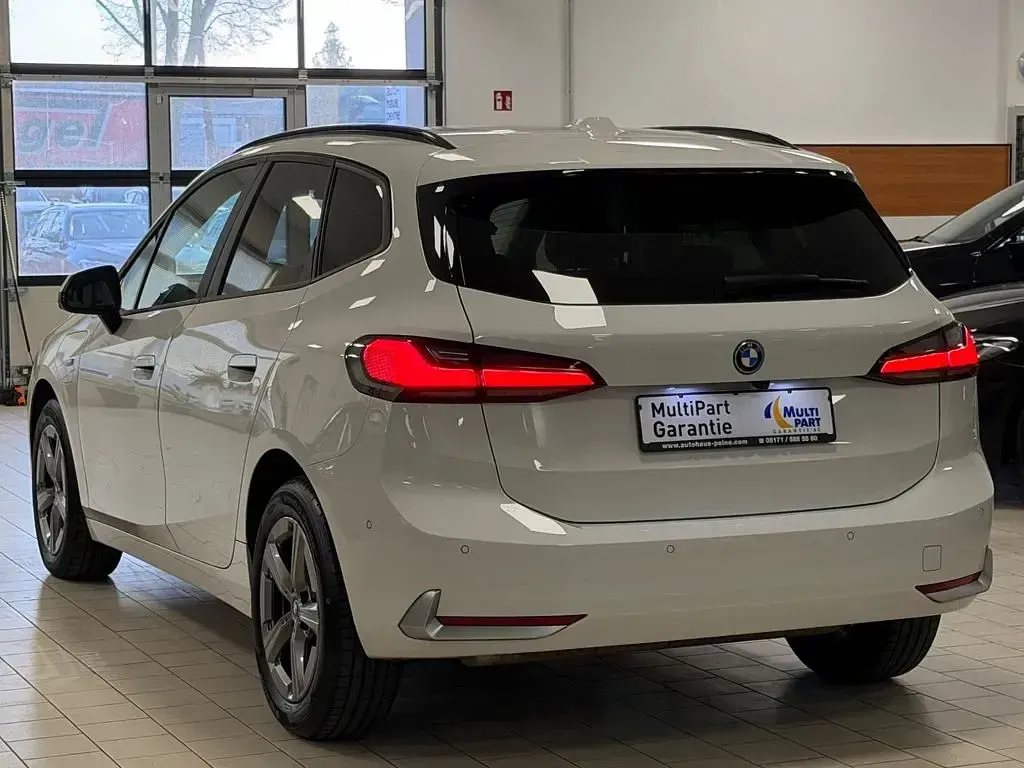 Gebraucht BMW 230 Performance 150 PS (110 kW) 2022 Weiß Limousine