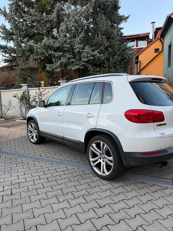 Gebraucht VW Tiguan 184 PS (135 kW) 2012 Weiß SUV