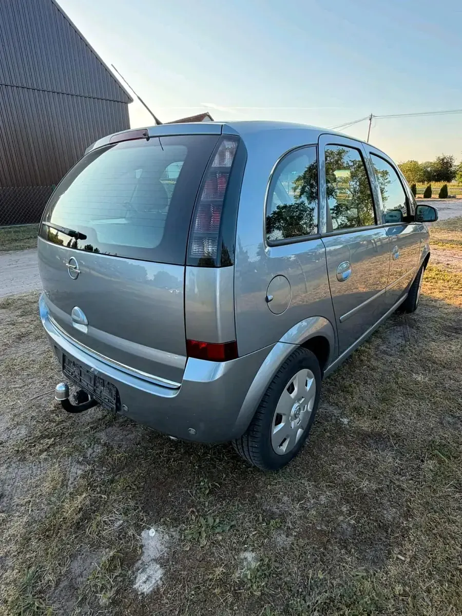 Gebraucht Opel Meriva 105 PS (77 kW) 2008 Grau Van / Kleinbus