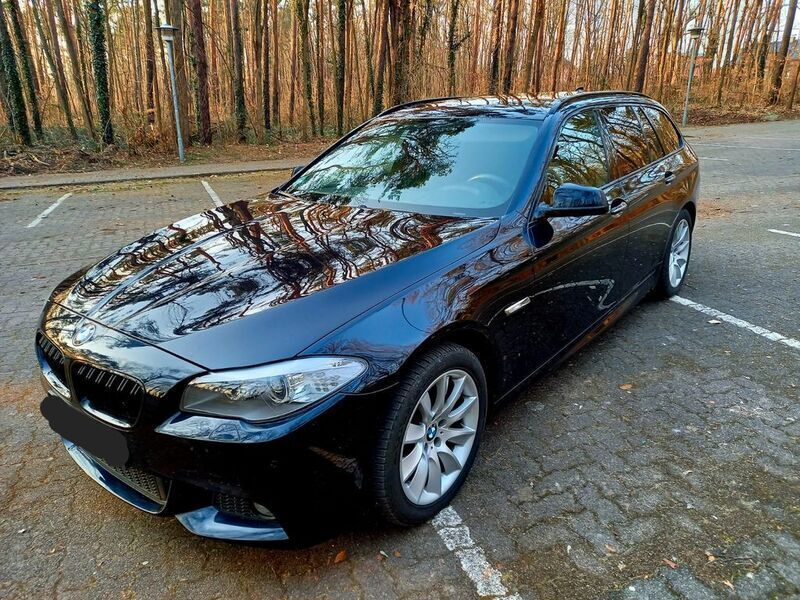 Schwarz Gebraucht 2013 BMW 525 Luxury Line Kombi | 10.900 € (Guter Preis) - Bild 1/4