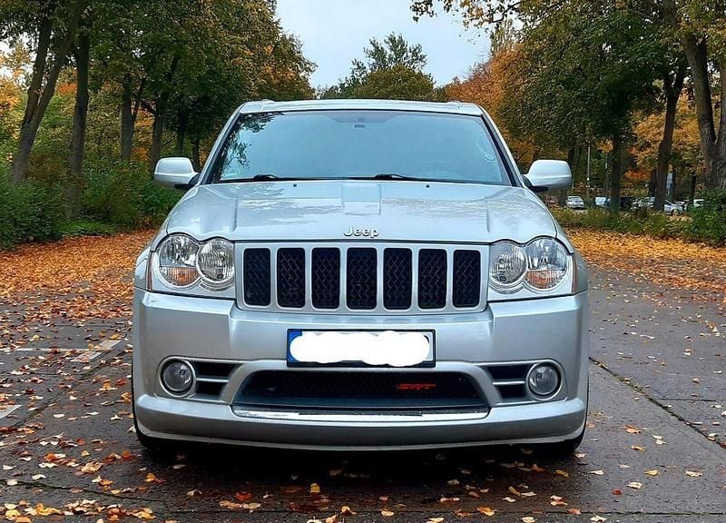 Silber Gebraucht 2008 Jeep Grand Cherokee SRT8 SUV | 13.300 € (Guter Preis) - Bild 1/4