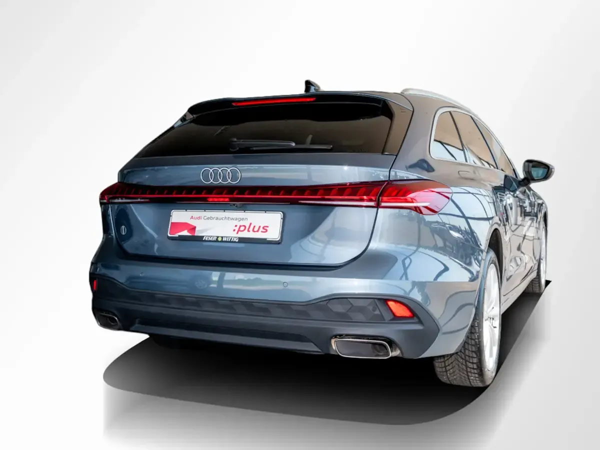 Gebraucht Audi A5 204 PS (150 kW) 2025 Horizontblau metallic Kombi