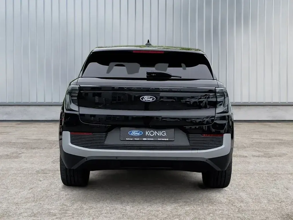 Nowe Ford Explorer Extended Range 210 kW (286 KM) 2026 Czarny SUV