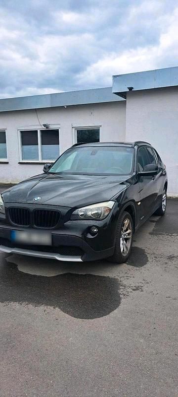 Gebraucht BMW X1 143 PS (105 kW) 2010 Schwarz SUV