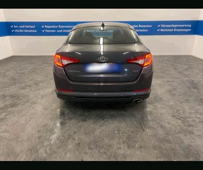 Gebraucht Kia Optima 137 PS (100 kW) 2012 Grau Limousine