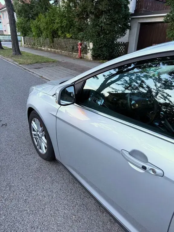 Gebraucht Ford Focus Titanium 140 PS (102 kW) 2013 Silber Limousine