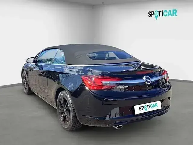Gebraucht Opel Cascada Innovation 170 PS (125 kW) 2017 Onyx schwarz Cabrio