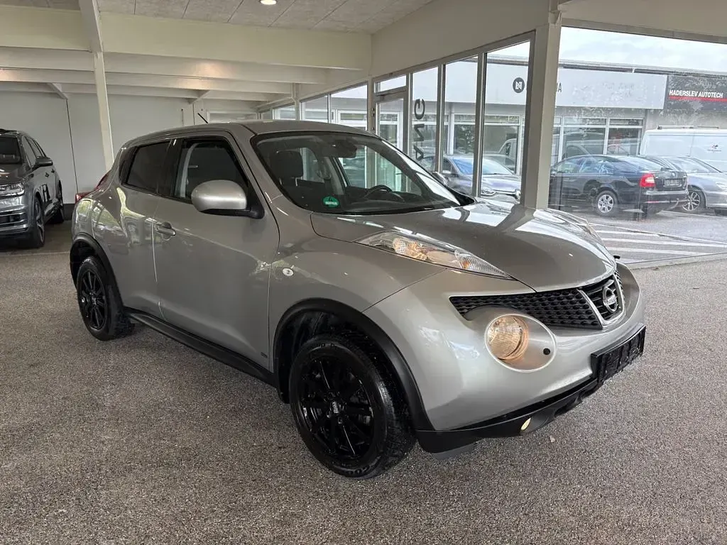 Gebraucht Nissan Juke Visia 110 PS (80 kW) 2014 Silber SUV