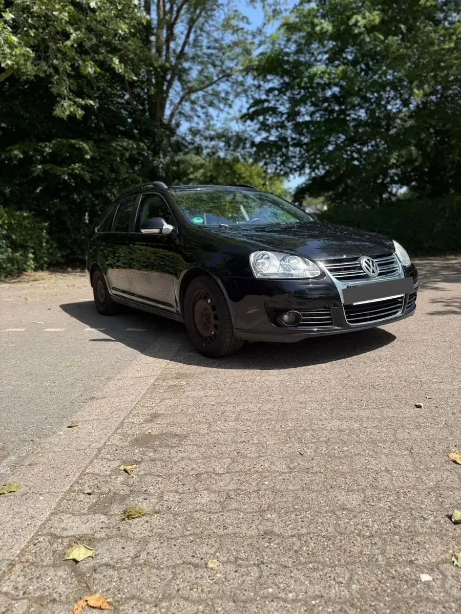 Usata VW Golf VI 105 CV (77 kW) 2008 Nero Utilitaria