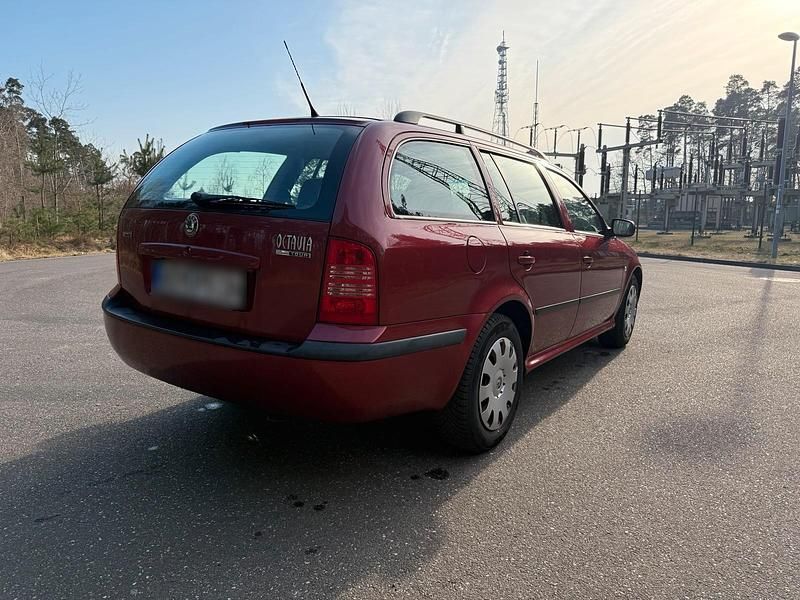 Gebraucht Skoda Octavia 2007 Rot Kombi