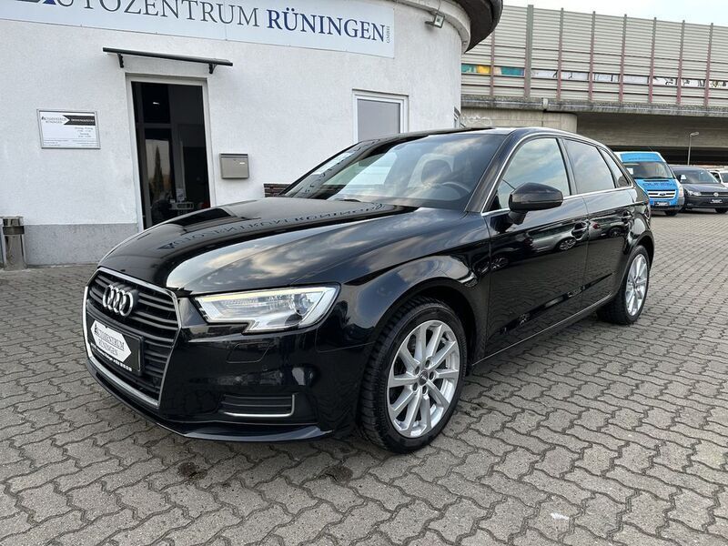 Schwarz Gebraucht 2020 Audi A3 Design Limousine | 16.190 € (Guter Preis) - Bild 1/4