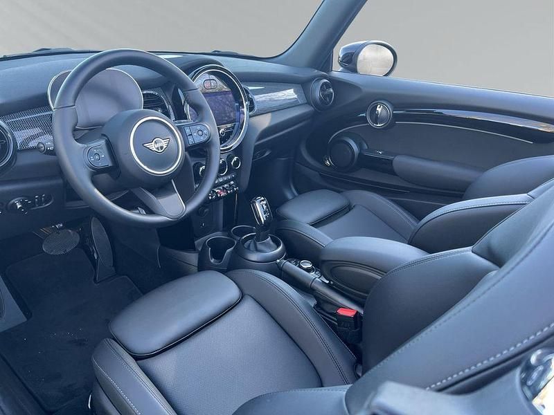 Gebraucht Mini Cooper Cabriolet Classic 136 PS (100 kW) 2023 Gruen Cabrio