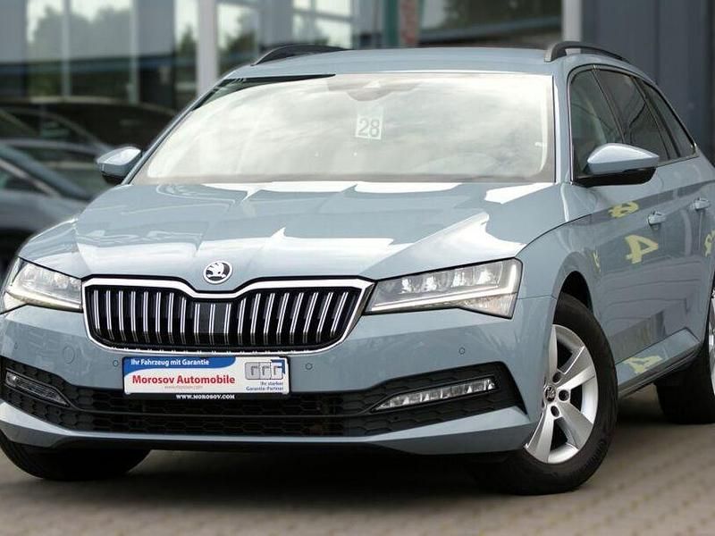 Gebraucht Skoda Superb Ambition 150 PS (110 kW) 2022 Grau Kombi