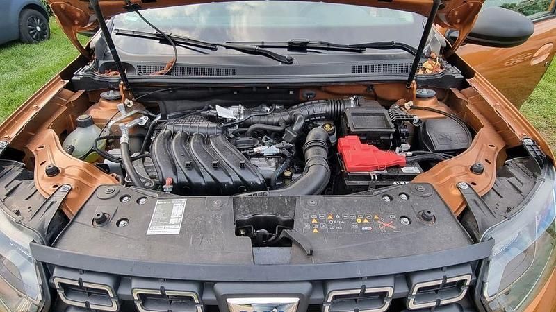 Orange Gebraucht 2018 Dacia Duster Essentiel SUV | 11.500 € (Guter Preis) - Bild 1/4