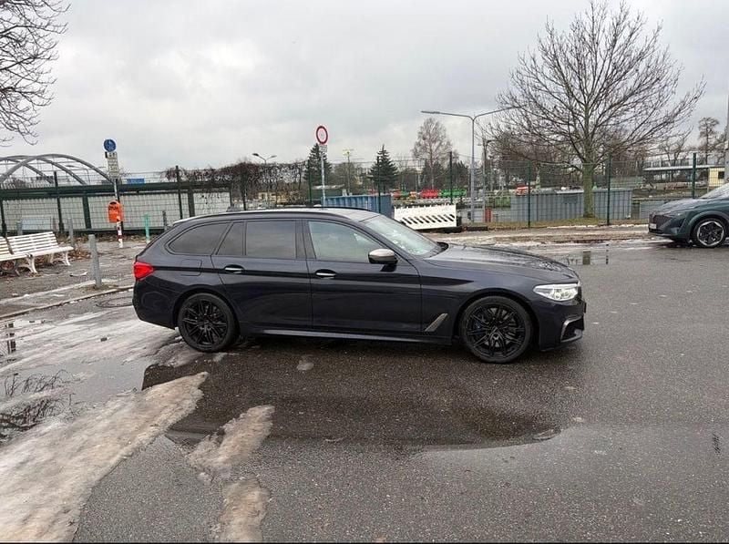 Gebraucht BMW M550 Performance 400 PS (294 kW) 2018 Schwarz Limousine