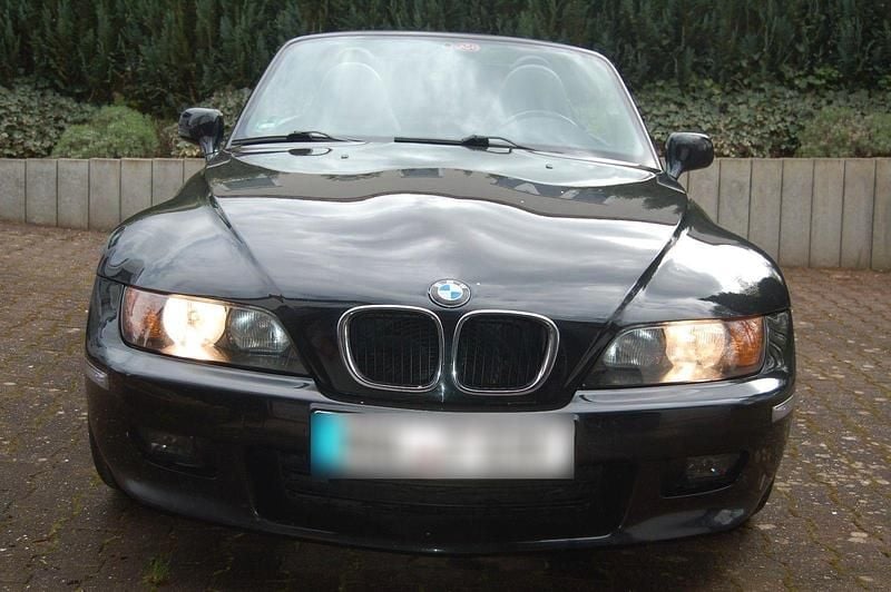 Second-hand BMW Z3 Performance 193 CP (141 kW) 2000 Negru Cabrio