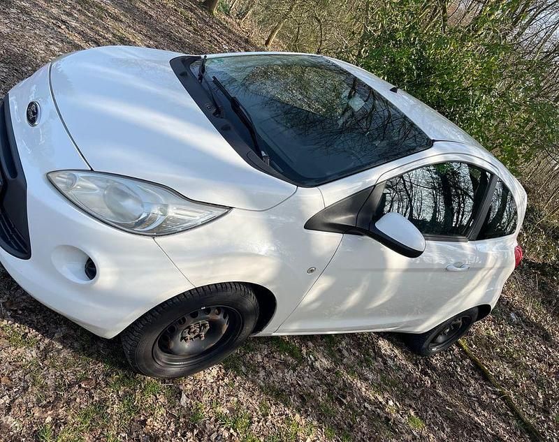 Gebraucht Ford Ka 69 PS (50 kW) 2010 Weiß Kleinwagen