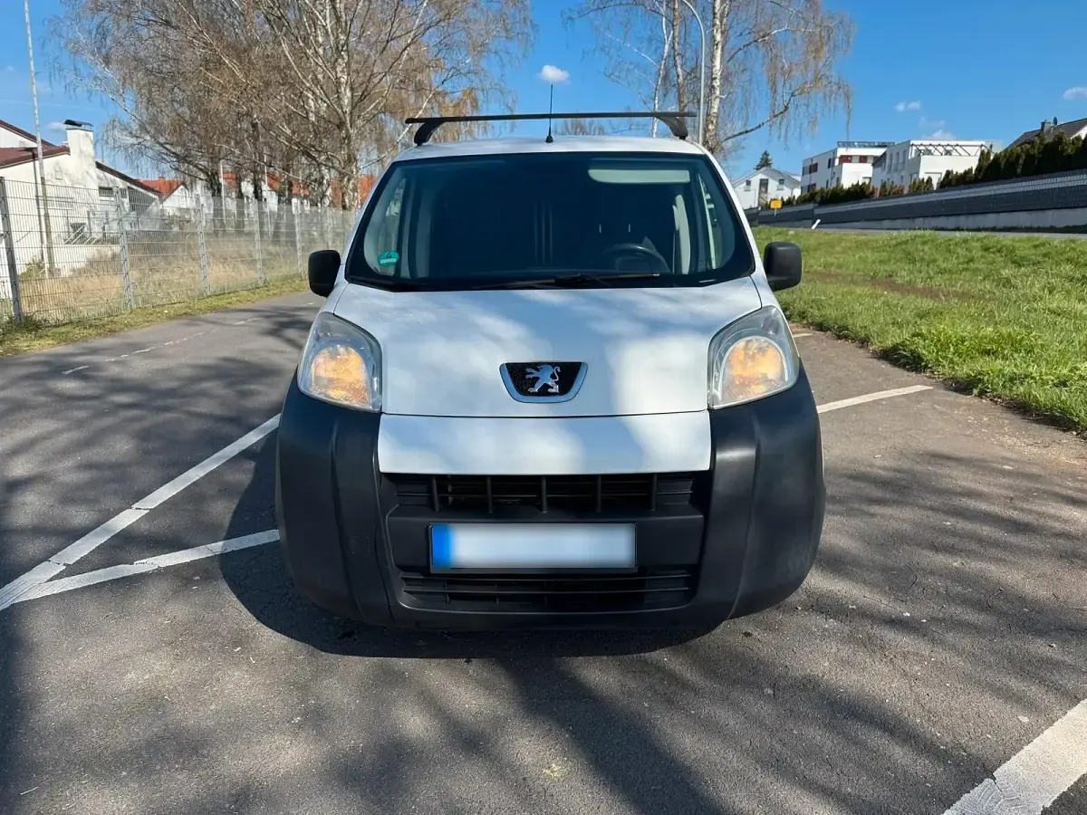 Gebraucht Peugeot Bipper 75 PS (55 kW) 2012 Weiß Van / Kleinbus