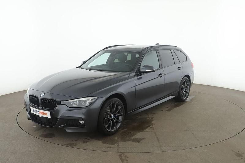 Gebraucht BMW 320 M Sport 190 PS (139 kW) 2019 Grau Kombi