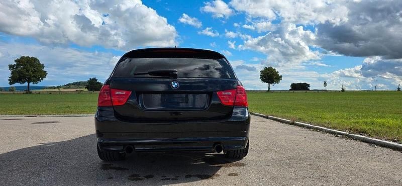 Gebraucht BMW 335 Performance 306 PS (225 kW) 2010 Schwarz Kombi