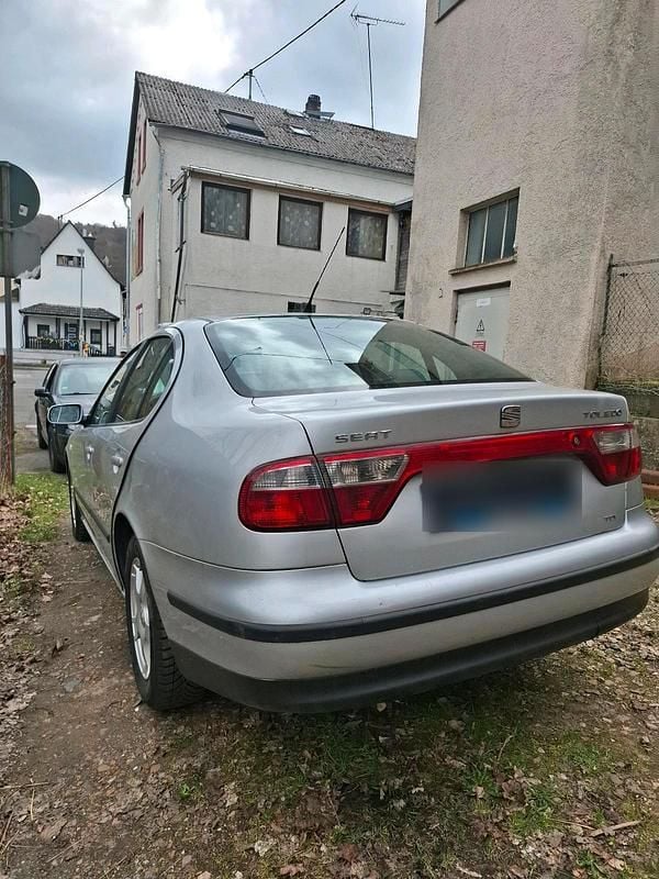 Gebraucht Seat Toledo 101 PS (74 kW) 2004 Silber Limousine