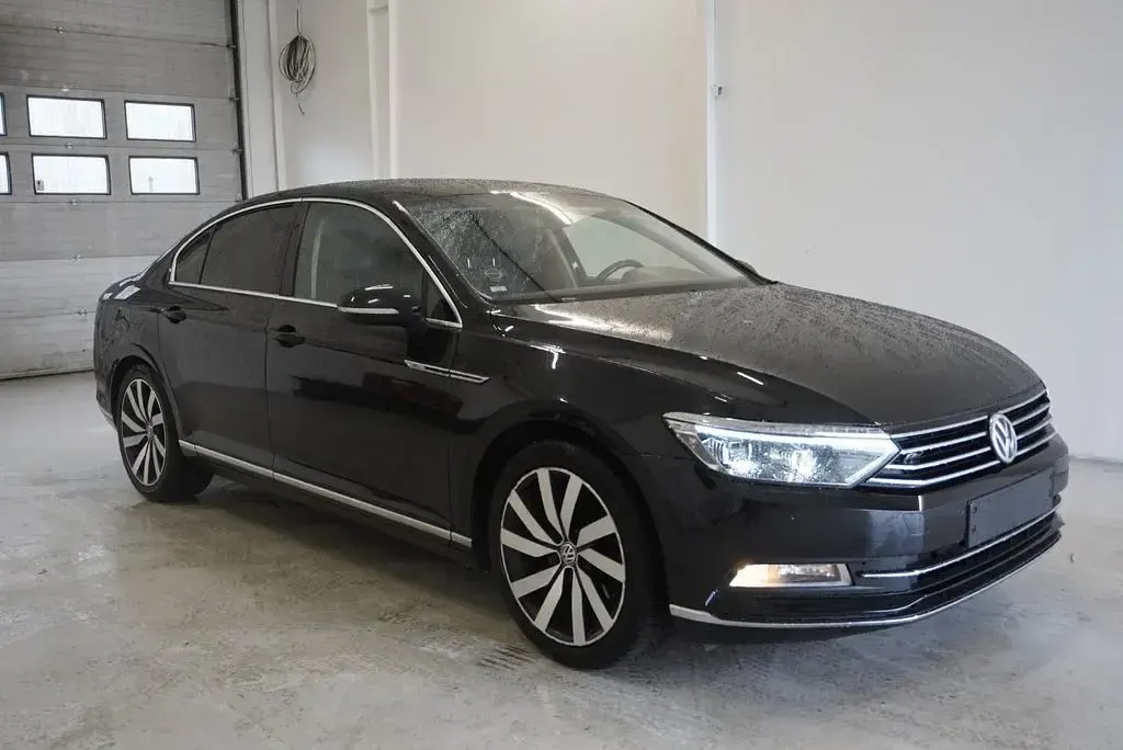 Gebraucht VW Passat 220 PS (161 kW) 2017 Schwarz Limousine