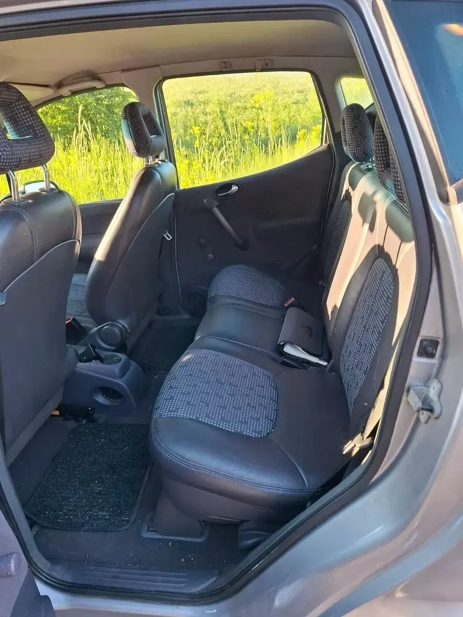 Gebraucht Mercedes A170 Avantgarde 90 PS (66 kW) 1999 Silber Kleinwagen