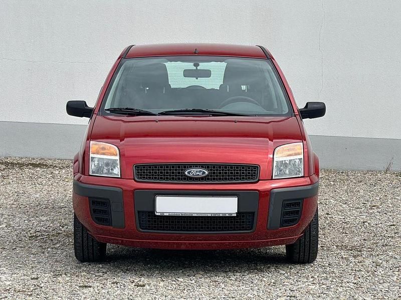 Tango Gebraucht 2006 Ford Fusion Van / Kleinbus | 2.099 € (Etwas zu teuer) - Bild 1/4