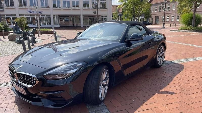 Schwarz Gebraucht 2019 BMW Z4 Sport Line Cabrio | 30.800 € (Guter Preis) - Bild 1/4