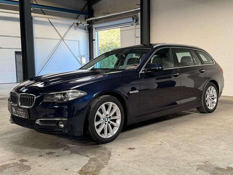Gebraucht BMW 530 Performance 258 PS (189 kW) 2015 Blau Kombi