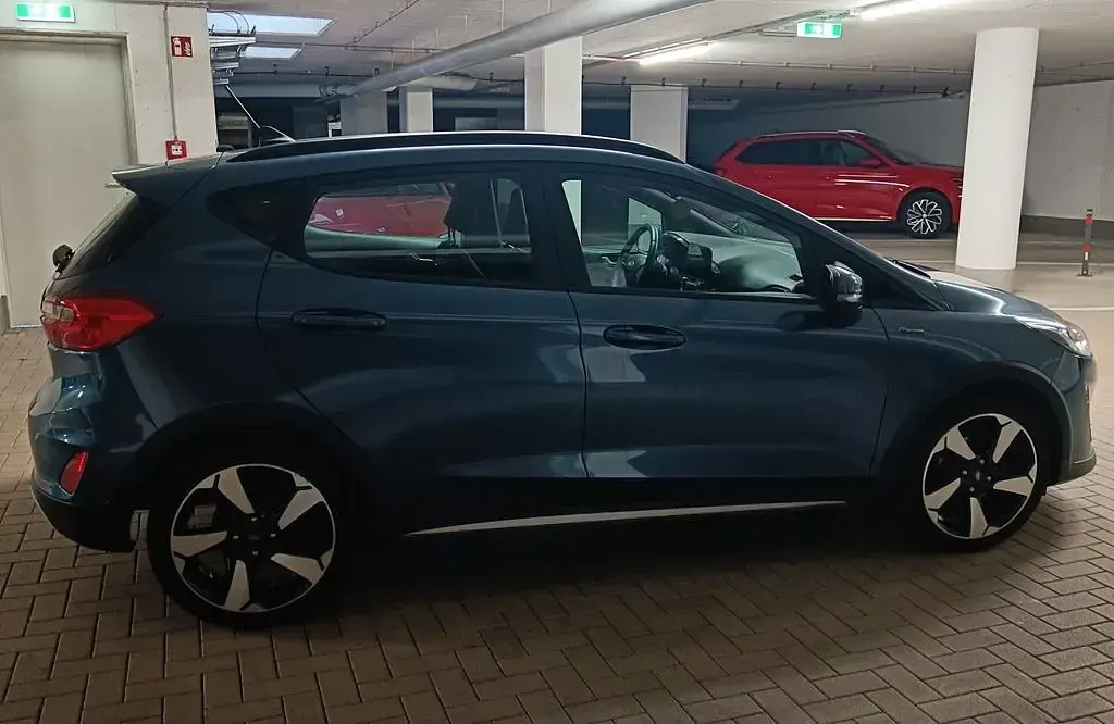 Gebraucht Ford Fiesta Active 125 PS (91 kW) 2020 Blau Kleinwagen