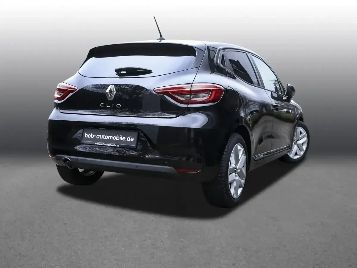 Gebraucht Renault Clio SE 67 PS (49 kW) 2021 Sternenschwarz Kleinwagen